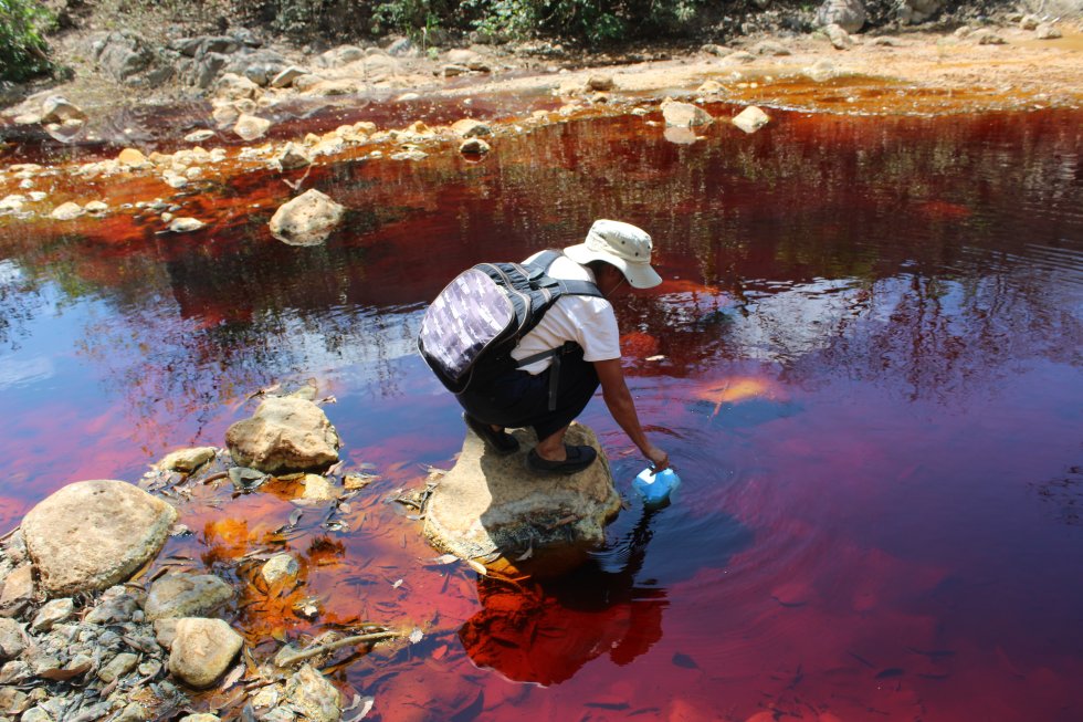 VIDEO: Un río contaminado en El Salvador ¿presagio de lo que se&nbsp;avecina?