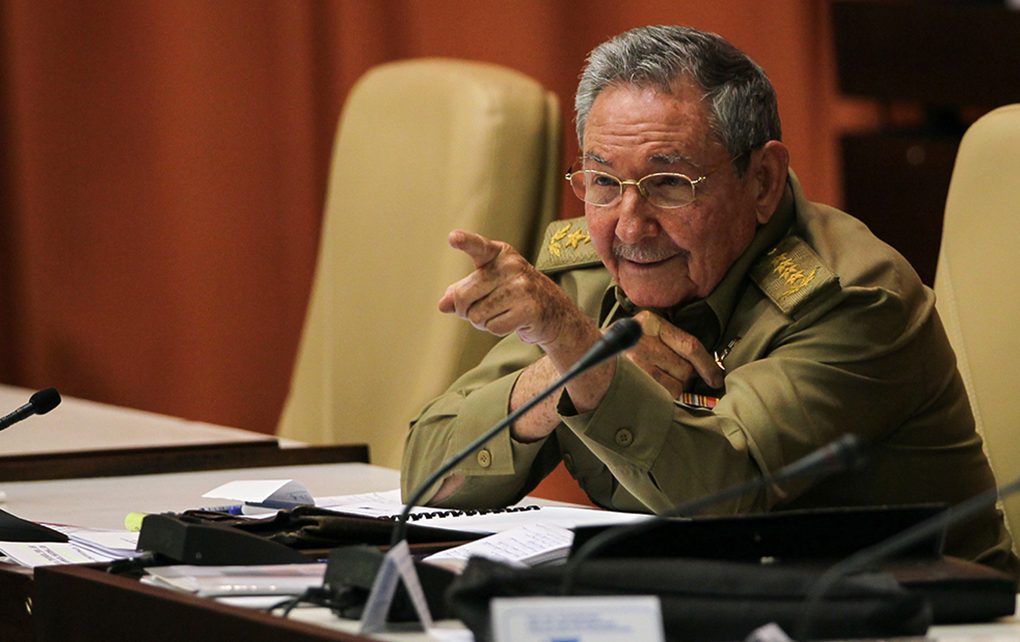 VIDEO: Raúl Castro desafiante ante posible invasión&nbsp;estadounidense